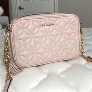 Michael Kors Jet Set crossbody